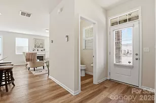 11110 Chalkbark Ln, Charlotte, NC 28262 - Photo 7