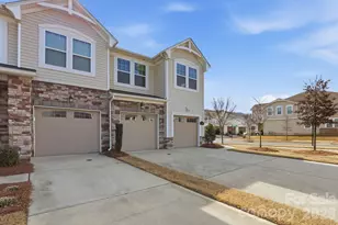 11110 Chalkbark Ln, Charlotte, NC 28262 - Photo 3