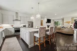 3030 Fairview Villa Ct, Charlotte, NC 28209 - Photo 15