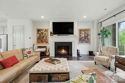 3030 Fairview Villa Court, Charlotte, NC 28209 - Photo 11