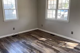 802 Marshall St, Cheraw, SC 29520 - Photo 11