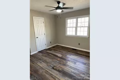 802 Marshall Street, Cheraw, SC 29520 - Photo 7