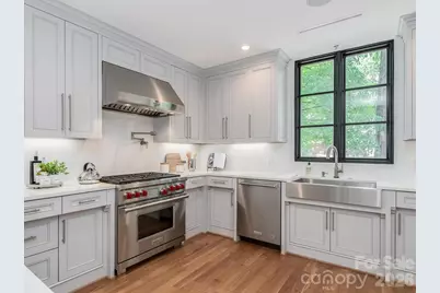 1333 Queens Road #D1, Charlotte, NC 28207 - Photo 9