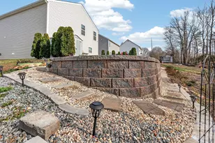 405 Bennington Dr, Stanley, NC 28164 - Photo 37