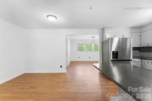 503 N 8th St, Bessemer City, NC 28016 - Photo 11