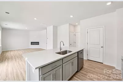 470 Janie Circle, Newton, NC 28658 - Photo 9