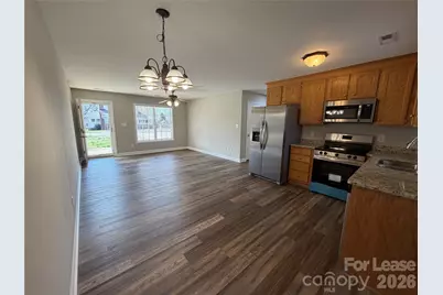 505 N 1st Avenue, Maiden, NC 28650 - Photo 5