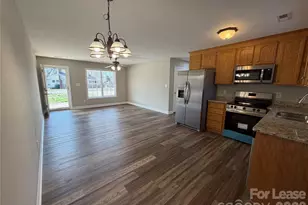 505 N 1st Ave, Maiden, NC 28650 - Photo 5