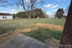 505 N 1st Ave, Maiden, NC 28650 - Photo 11