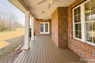 140 Hunters Hill Dr, Statesville, NC 28677 - Photo 39