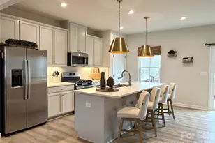 2621 Grantham Place Dr, Fort Mill, SC 29715 - Photo 3