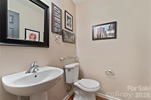 11138 Saintsbury Pl, Charlotte, NC 28270 - Photo 5