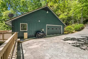 255 Gateway Dr, Lake Lure, NC 28746 - Photo 31