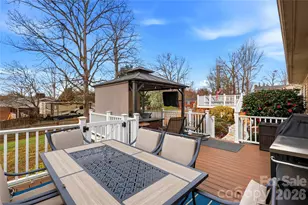 235 Havenhurst Rd, Hickory, NC 28601 - Photo 33