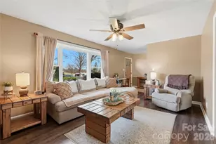 235 Havenhurst Rd, Hickory, NC 28601 - Photo 7