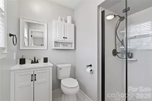 235 Havenhurst Rd, Hickory, NC 28601 - Photo 25