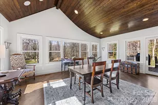 1010 River Oaks Ln, Charlotte, NC 28226 - Photo 17