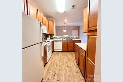 11264 Hyde Pointe Court, Charlotte, NC 28262 - Photo 5