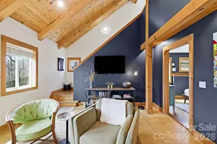 14 Sunny Hollow Ln, Fairview, NC 28730 - Photo 19