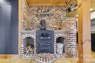 14 Sunny Hollow Ln, Fairview, NC 28730 - Photo 13