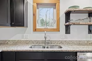 14 Sunny Hollow Ln, Fairview, NC 28730 - Photo 15