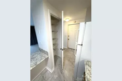 1645 Arlyn Circle #M, Charlotte, NC 28213 - Photo 9