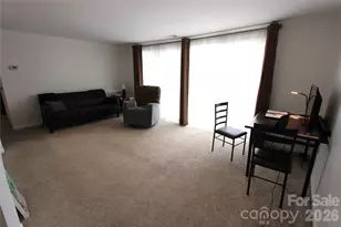 1645 Arlyn Cir, Charlotte, NC 28213 - Photo 7