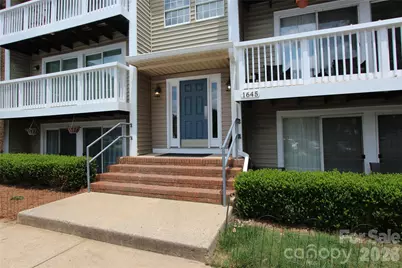 1645 Arlyn Circle #M, Charlotte, NC 28213 - Photo 3