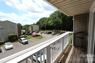 1645 Arlyn Cir, Charlotte, NC 28213 - Photo 25