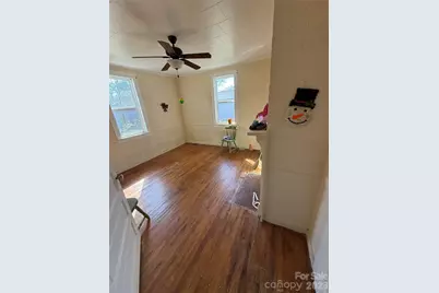 2355 Myrtle Avenue, Gastonia, NC 28052 - Photo 7