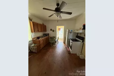 2355 Myrtle Avenue, Gastonia, NC 28052 - Photo 9