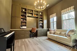 1360 Sain Rd, Hickory, NC 28602 - Photo 9