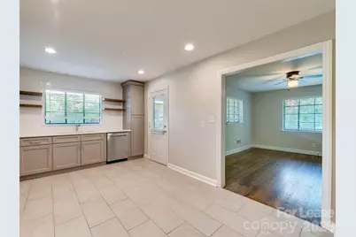 1518 Mimosa Avenue, Charlotte, NC 28205 - Photo 15