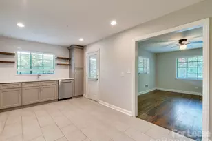 1518 Mimosa Ave, Charlotte, NC 28205 - Photo 15