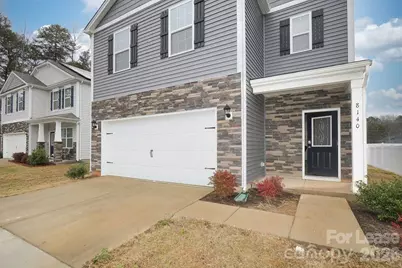 8140 Clairwood Drive, Charlotte, NC 28269 - Photo 3
