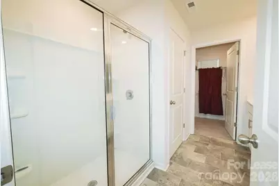 8140 Clairwood Drive, Charlotte, NC 28269 - Photo 15