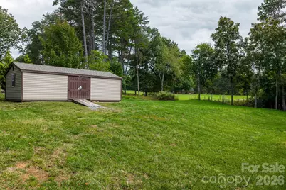 4850 Woodwinds Drive NE, Hickory, NC 28601 - Photo 7