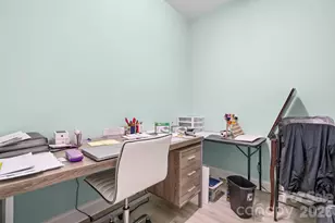 4850 Woodwinds Dr NE, Hickory, NC 28601 - Photo 37