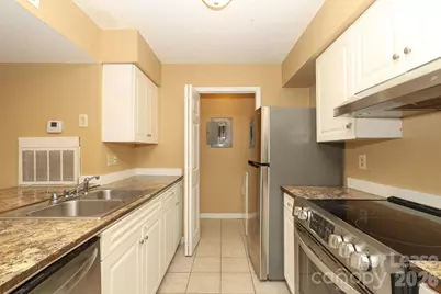 11086 Harrowfield Road, Charlotte, NC 28226 - Photo 7