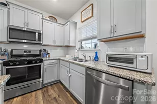 7549 Stonehouse Dr, Gastonia, NC 28056 - Photo 7