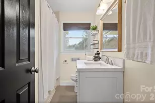 629 Fortune St, Charlotte, NC 28205 - Photo 27