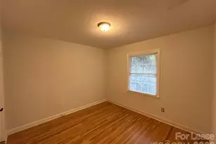 926 Hollywood St, Charlotte, NC 28211 - Photo 9