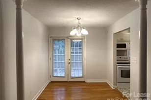 926 Hollywood St, Charlotte, NC 28211 - Photo 3