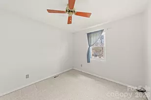 10204 Camelback Cir, Charlotte, NC 28226 - Photo 19