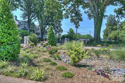 2714 Selwyn Avenue, Charlotte, NC 28209 - Photo 3