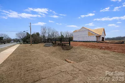 109 Honeycomb Court, Statesville, NC 28625 - Photo 5