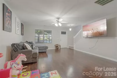 223 Stockbridge Drive, Spartanburg, SC 29301 - Photo 3