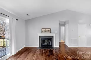 7015 Hunters Glen Dr, Charlotte, NC 28214 - Photo 7