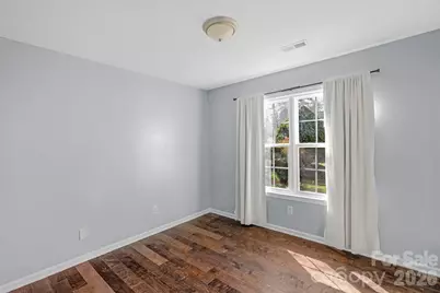 7015 Hunters Glen Drive, Charlotte, NC 28214 - Photo 17