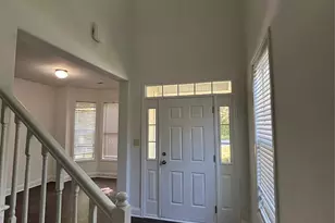 1701 Wilburn Park Ln, Charlotte, NC 28269 - Photo 5